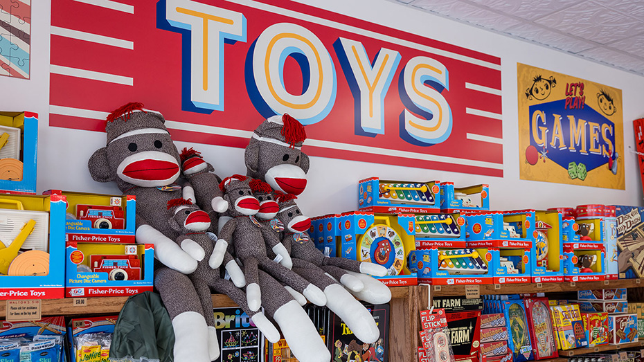 Image of 5&10 store interior